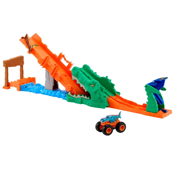 Hot Wheels Monster Trucks Crocodile Crash Challenge Playset & 1:64