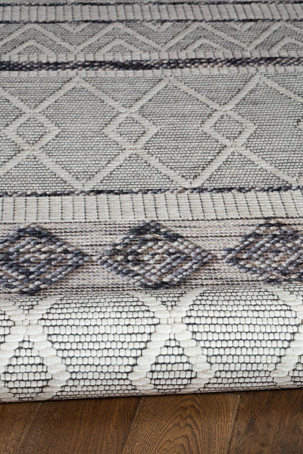 Tapis Mirage Novi crème et gris de 8 pi x 10 pi