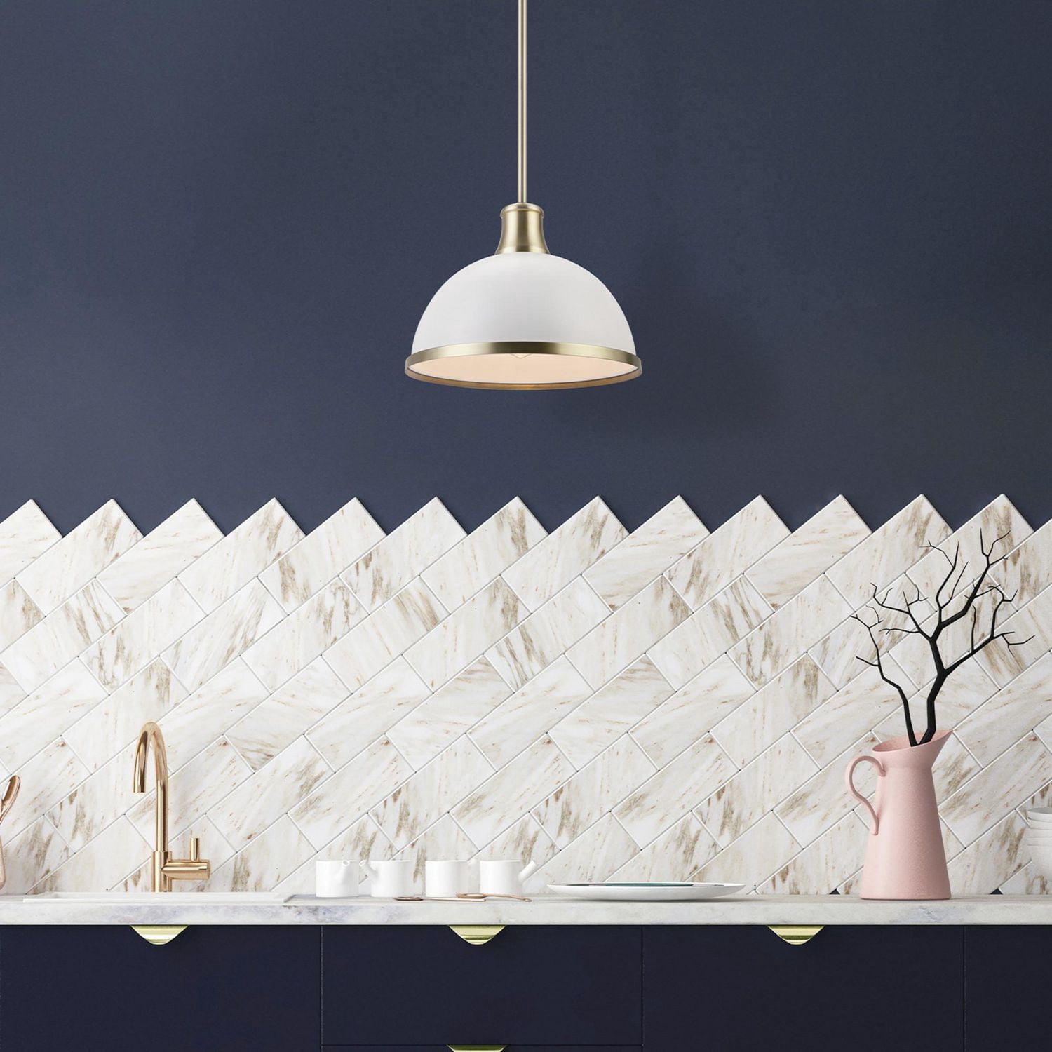 Globe Electric Luminaire suspendu à 1 ampoule Beckett, blanc mat, accents laiton mat