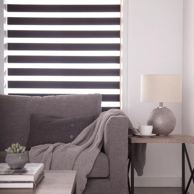 Bouclair Store Noire Sans Cordon Transparente 54x84 Po (137x213 cm)