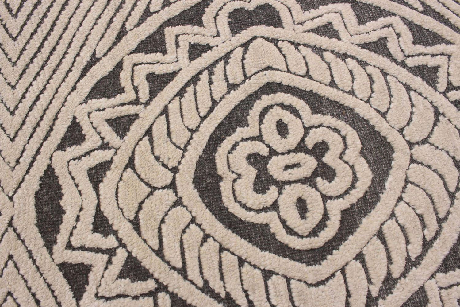 ECARPETGALLERY Tapis Noué à la Main pour Salon, Salle à Manger et Chambre à Coucher Transitionnel Collection La Seda 5'3" x 8'2" en Gris