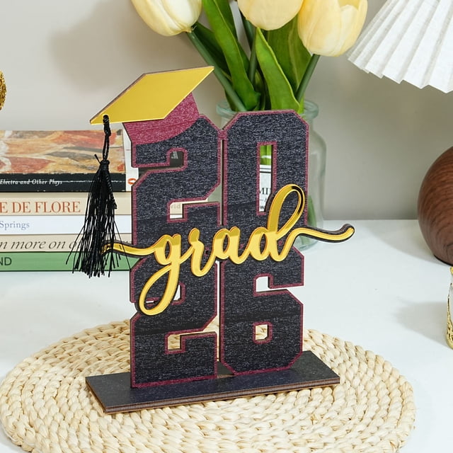2026 Graduation Season Wooden Tabletop Holiday Decorative Ornament Graduation Season Gift