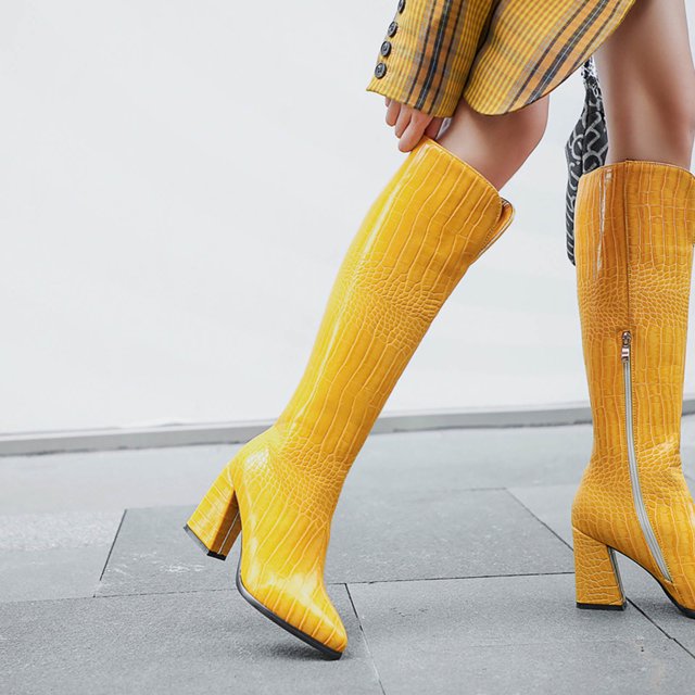 Autumn And Winter Thick High-heeled Pointed Toe Slim Boots Side Zipper Print Warm High-top Boots