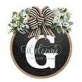 thumbnail image 3 of Pancarte de Couronne Personnalisée en Bois avec Monogramme pour Porte d'Entrée, 3 of 8