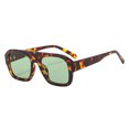 thumbnail image 1 of Lunettes de Soleil Carrées Rétro Dégradées pour Voyage en Plein Air Lunettes de Mode avec Design Léger, 1 of 3