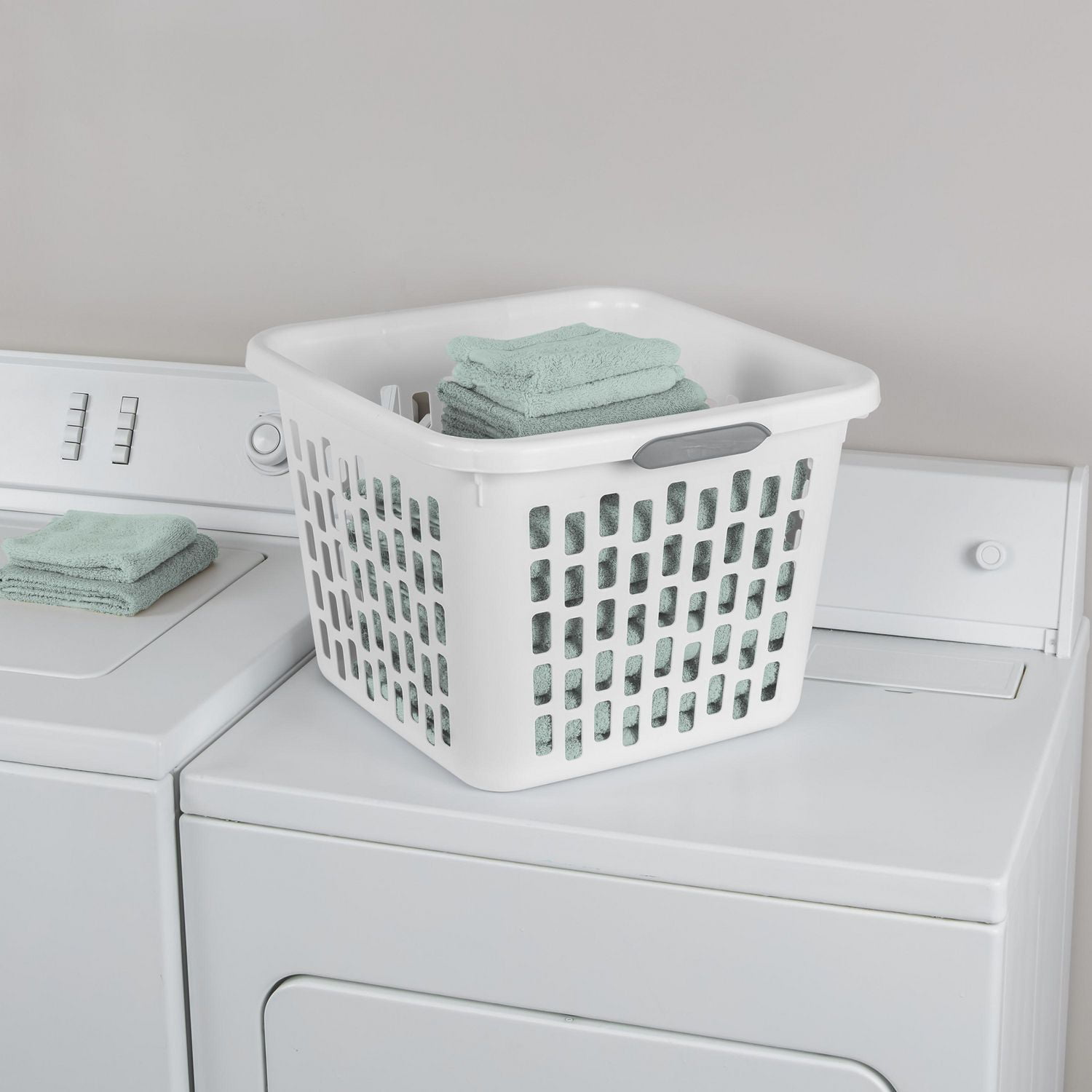 Sterilite Panier à Linge Carré 53 L