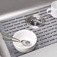thumbnail image 4 of OXO Tapis d'Évier en Silicone Good Grips - Grand, 4 of 8