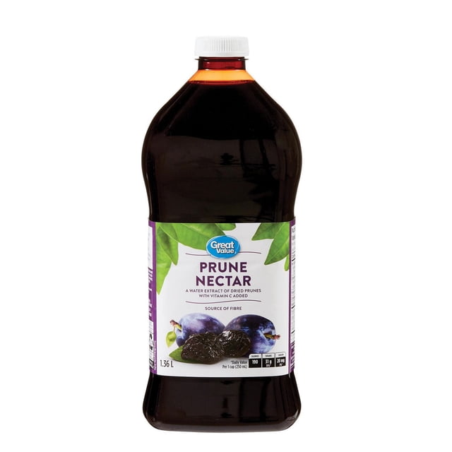 Great Value Nectar de Prune dans une Bouteille en Plastique de 1,36 L avec un Bouchon Blanc, Étiqueté avec des images de Pruneaux Frais et Séchés, Décrit comme un Extrait à l'Eau de Pruneaux Séchés avec Vitamine C Ajoutée, Sans Sucre Ajouté, et une source de Fibres, Idéal comme Boisson Jus et Souvent Utilisé comme source Naturelle de Fibres Alimentaires.