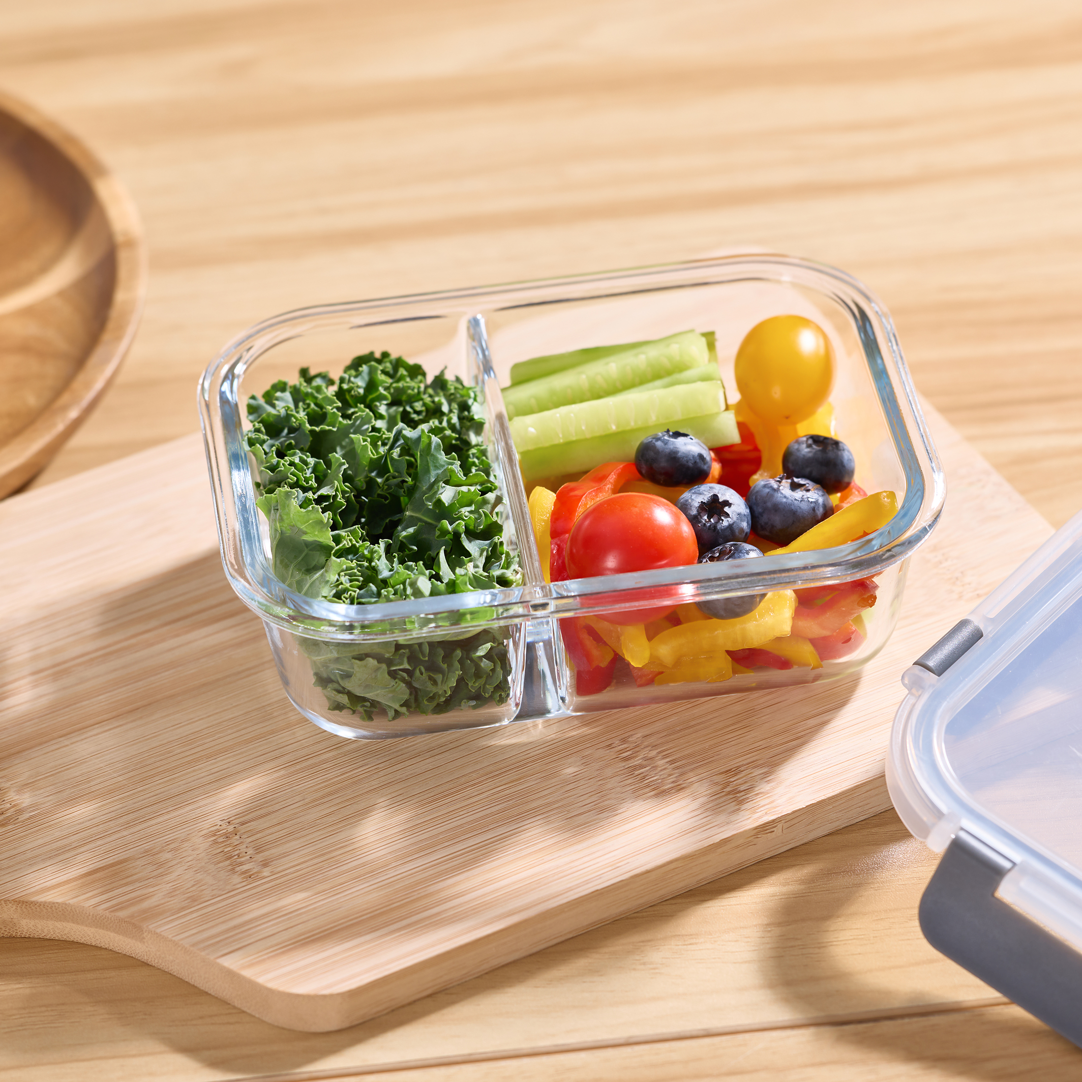 Mainstays Rectangle Glass Food Storage Container with Divider 590ML