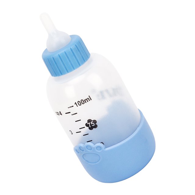 Bouteille de Lait pour Animaux à Échelle Claire pour Bébé Chat en Bleu, Conçue comme Mangeoire pour Chat avec une Capacité de 100 ml, des Repères de Mesure et un Couvercle Anti-Brûlure en silicone à Motif de Pattes. Comprend Trois Tétines Remplaçables, une Brosse pour Bouteille et une Aiguille pour Créer des Trous dans les Tétines. Fabriquée en PP, PE et Matériaux en silicone.