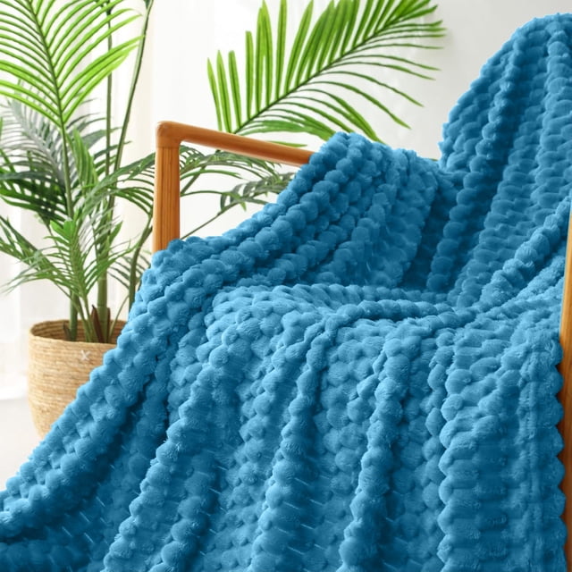 FHBVT Golden Turtle Velvet Blanket, Soft Multifunctional Napping Blanket for Sofa, Bed, Student Use, Durable Turtleback Velvet Throw, Ideal for Cold Nights and Cozy Winter Comfort