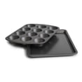 thumbnail image 1 of PILLSBURY ANTIADHÉSIVE 12 TASSES MOULE À MUFFINS ENSEMBLE - 2 MORCEAUX, 1 of 5