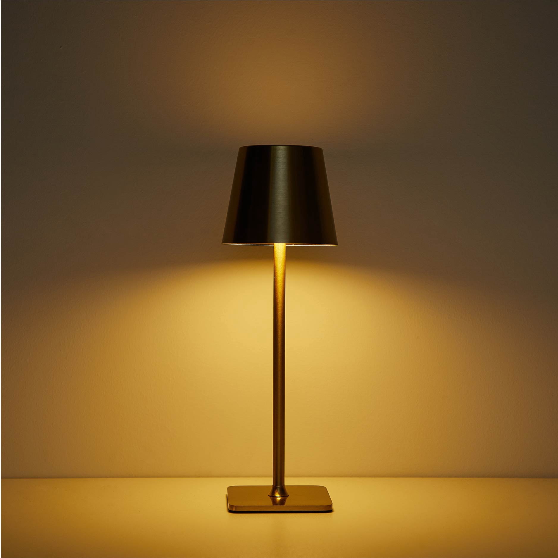 Lot de 2 lampes de table rechargeables de 13" pour intérieur/extérieur Mainstays, or