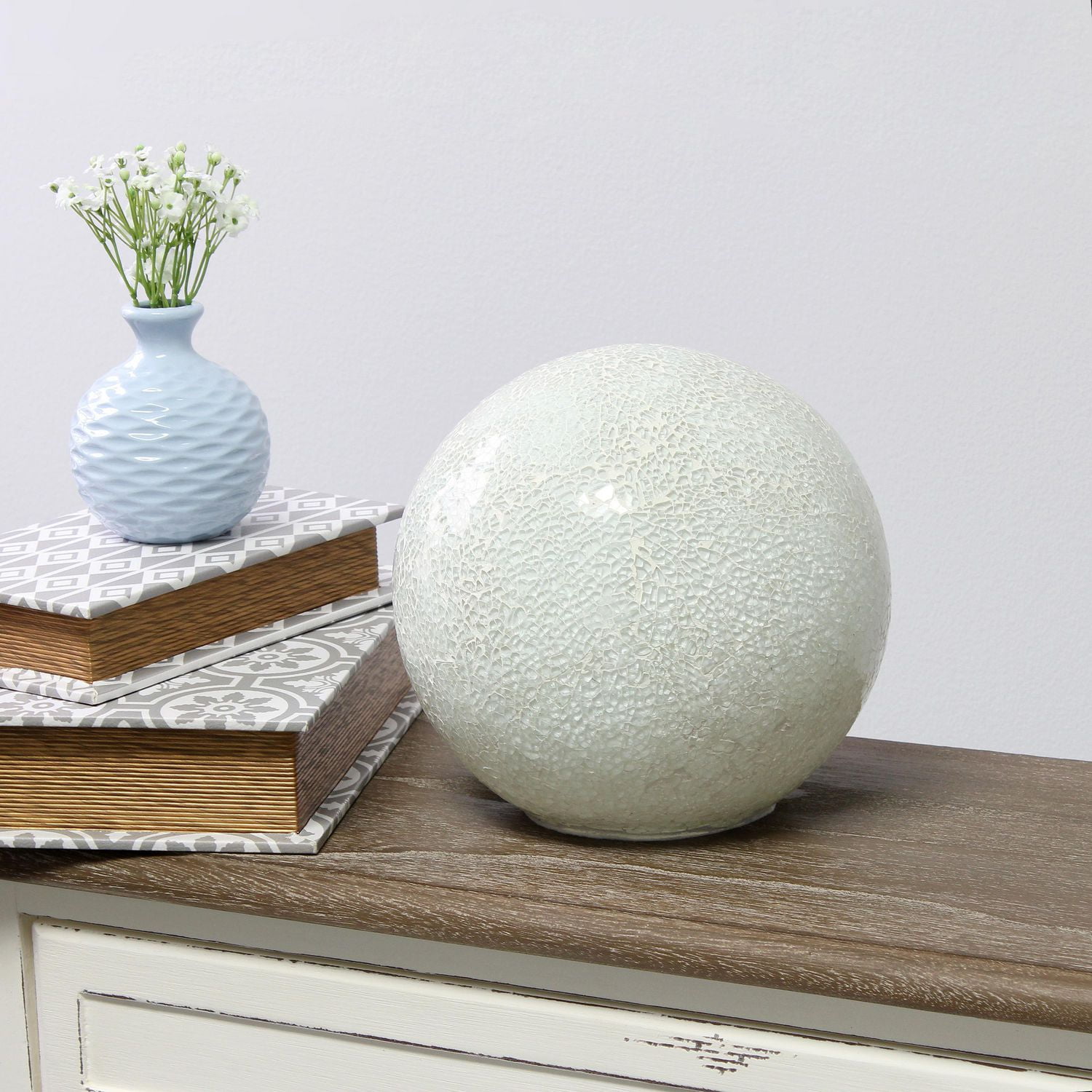 Lampe de table Simple Designs en forme de boule en pierre mosaïque à 1 lumière, blanche