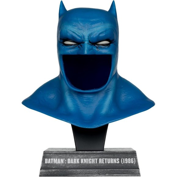 DC Prop Replica Wave 3 Batman Dark Knight Returns 1:3 Cowl