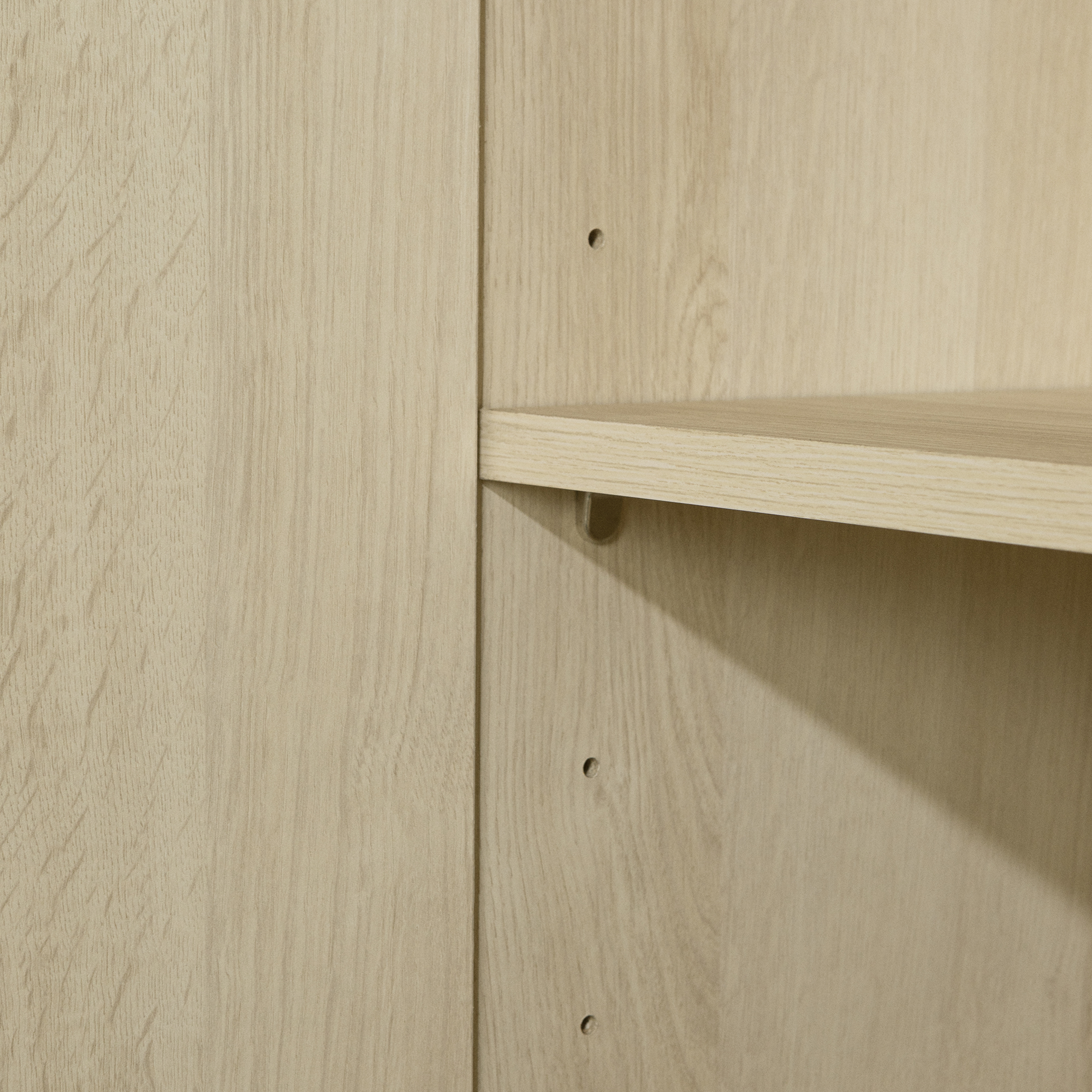 Armoire de rangement 2 portes, fini Chêne blanchi, collection Essence de Meubles South Shore