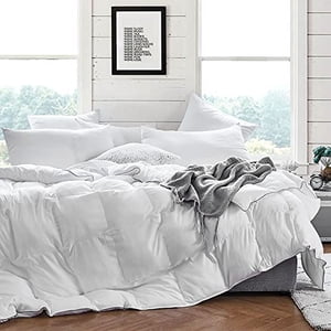 Byourbed Snorze Cloud Comforter - Coma InducerÂ® - Queen in White