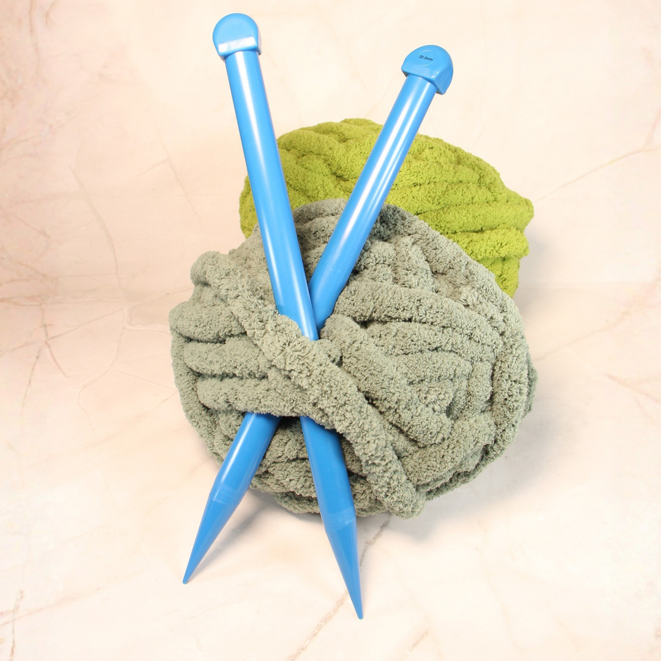 LOVE KNITTING Aiguilles à tricoter droites, plastique ABS, 35 cm (14 po), 20 mm (US 36)