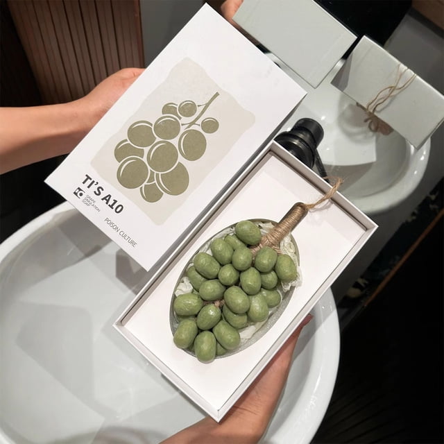 RKSTN Savon en Cire T-Shirt Vert Imitation Grappes de Raisin Savon Fait à la Main Compagnon Cadeau Laver le Visage Bain Ornements Savon Raisins