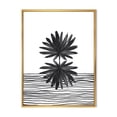 thumbnail image 1 of Designart Feuille tropicale noire et blanche sur rayures II ART MURAL À CADRE FLOTTÉ, 1 of 4