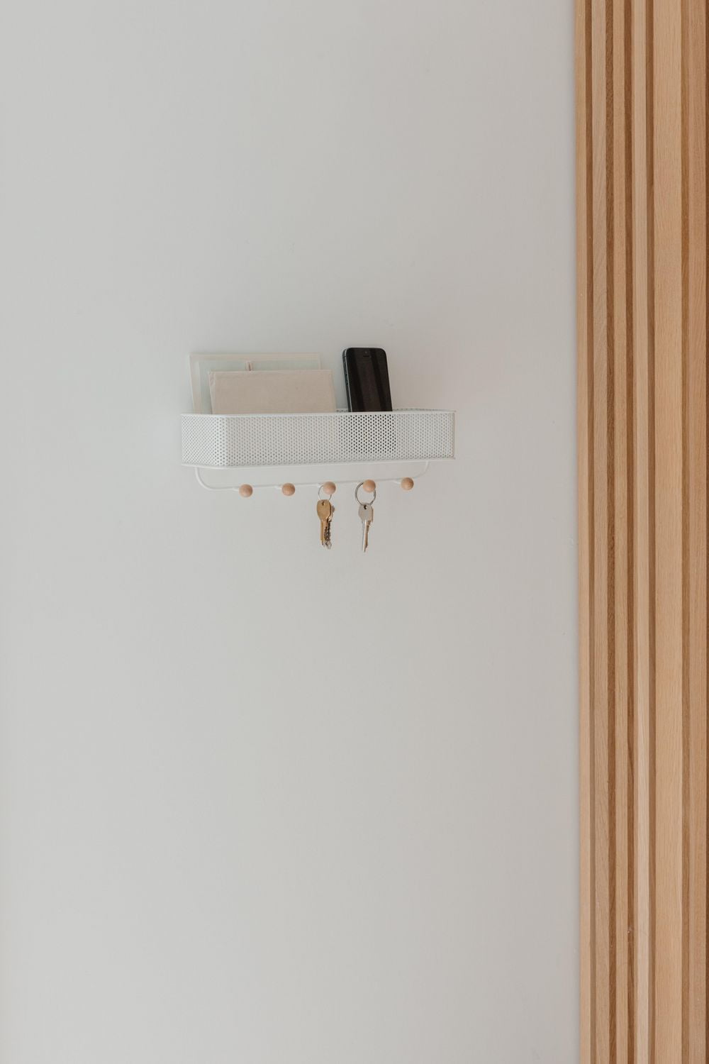 Umbra Estique Organizer. Rangement Mural D'Entrée Estique. Porte-Clefs Et Range Courrier