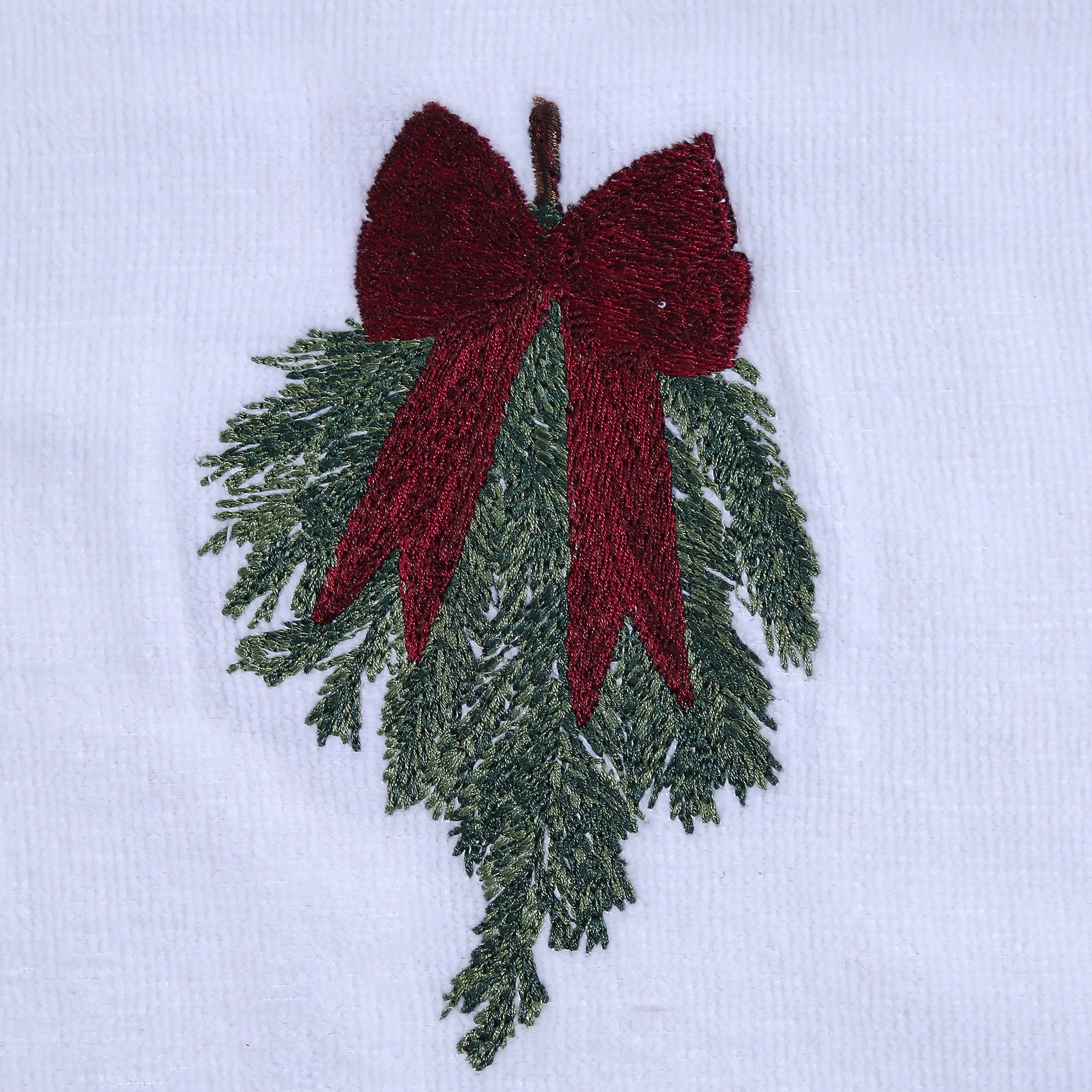 Essuie-mains brodés Tailles des arbres Holiday Time, paquet de 2