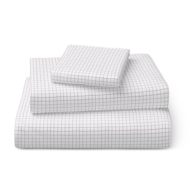 Mainstays Ensemble de Draps en Microfibre pour Enfants, Grille Grise, 3 Pcs, Vue Centrée à l'Avant pour Lit Simple d'Un Ensemble de Draps Pliés pour Lit Simple Montrant un Drap Plat à Grille Grise, Drap-Housse Élastiqué de Taille pour Matelas jusqu'à 14 Pouces de Profondeur (39 Pouces x 75 Pouces x 12 Pouces) et Taie d'Oreiller Assortie avec Rabat de Rentrer Interne; Tissage en Microfibre Fin visible sur Fond Neutre, Souvent Utilisé pour la Literie Quotidienne des Enfants et Convient pour l'Emballage pour les Voyages.