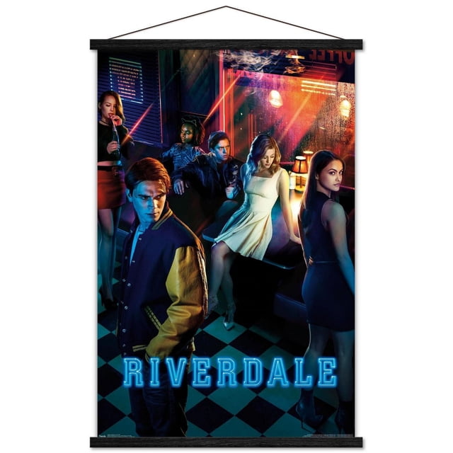 Riverdale - Affiche Murale d'Art Clé, 22,375 Po x 34 Po, Représentant six Jeunes Adultes dans un diner Rétro avec Plancher à Carreaux Noir et Blanc, Texte « Riverdale » Bleu Néon et Éclairage Rouge et orange Chaleureux, Idéale pour l'Art Mural de Chambre Ou de Dortoir.