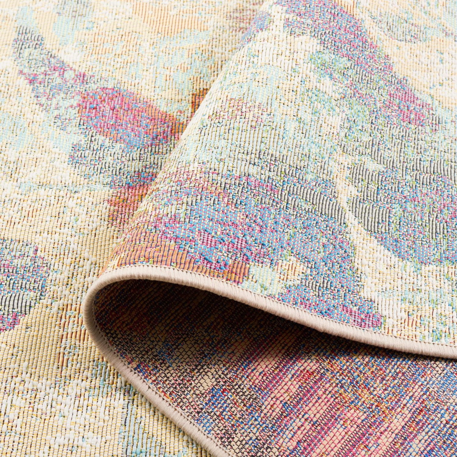 SAFAVIEH Barbados Andy Floral Indoor/Outdoor Area Rug
