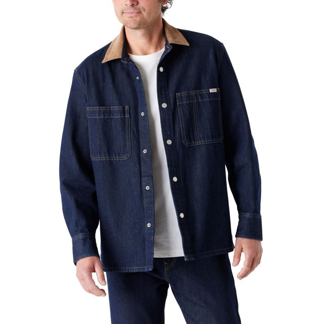 Levi Strauss Signature™ Veste-chemise Utilitaire pour Homme en denim Bleu Foncé à Coupe Décontractée, Col en Velours Côtelé Beige, devant à Boutons-Pression et Deux Poches Poitrine, Portée par-Dessus un T-shirt Blanc avec jeans en denim Bleu Foncé Assortis, Idéale comme Couche Extérieure durable Inspirée des Vêtements de Travail.