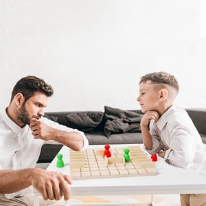 TOUMENY Logical Thinking Jeu de société, jeu de stratégie à deux joueurs pour les couples de la nuit de jeu, stimuler le cerveau de jouets intellectuels améliorer la concentration et la prise de décision compétences