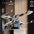 thumbnail image 4 of LEGO Star Wars Chasseur X-Wing 75355 Ensemble de construction (1 949 pièces), 4 of 6