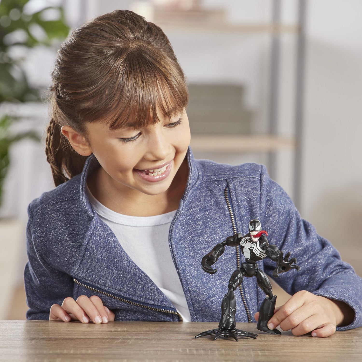 Marvel Spider-Man Bend and Flex - Figurine flexible Venom de 15 cm, incluant accessoire, pour enfants à partir de 6 ans