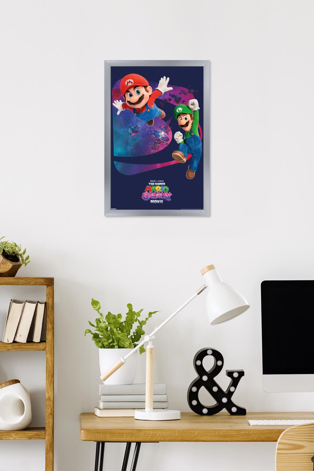 Nintendo The Super Mario Galaxy Movie (2026) - Affiche murale d’action Mario & Luigi, 14,725 » x 22,375 » encadrée