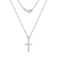 thumbnail image 1 of Luxury Designs Pendentif croix avec chaîne, 1 of 1