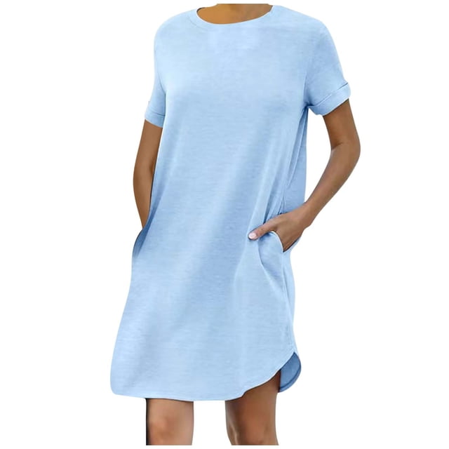 AherBiu Robe T-Shirt pour Femmes 2024 Été à Manches Courtes Col Ras du Cou Mini-Robe Décontractée Ample Robe Courte avec Poches. la Robe Bleu Pâle Présente des Manches Courtes, un Col Ras du Cou et une Coupe Décontractée avec des Poches Latérales Pratiques. Fabriquée en Tissu polyester Doux et Respirant, Parfaite pour les occasions Estivales Décontractées comme la Maison, la Plage, le Magasinage Ou les Voyages.