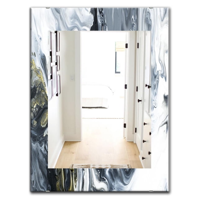 Designart « marbled Geode 13 » Miroir Milieu du Siècle - Miroir Mural - 28x40 avec un Cadre Rectangulaire à Motif de Géode Marbrée en Noir, Blanc, Gris et or. le Miroir Reflète un Couloir Lumineux avec un Plancher de Bois Clair et des Murs Blancs, Montrant une Chambre avec un Lit Blanc et une Fenêtre. Il Comprend des Crochets Muraux Préinstallés pour un Montage vertical Ou horizontal et Convient pour Améliorer l'Espace et l'Éclairage dans la Déco de la Maison.