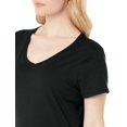 thumbnail image 3 of Hanes Tee-Shirt à Manches Courtes Nano-T Col en V pour Femmes, 3 of 7