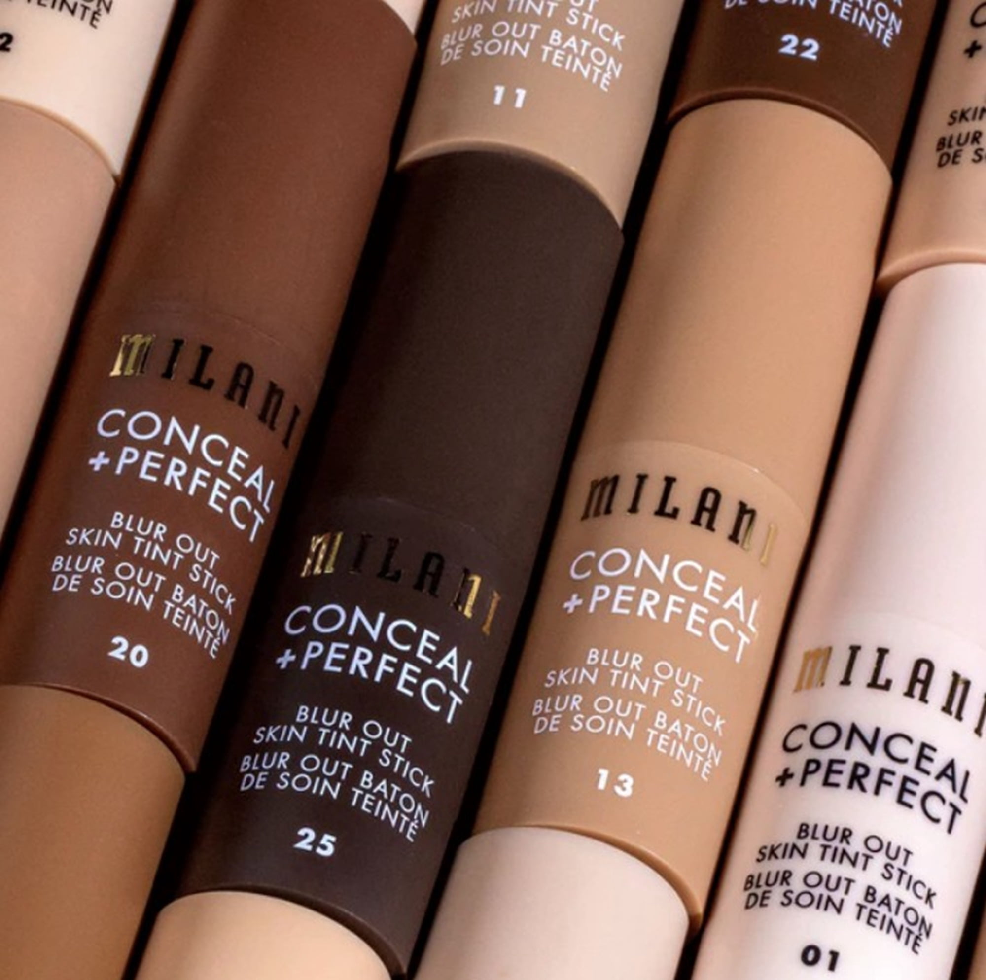 Milani - Conceal + Perfect Blur Out Skin Tint - 09 Light Medium avec nuance dorée beige - 1 pièce