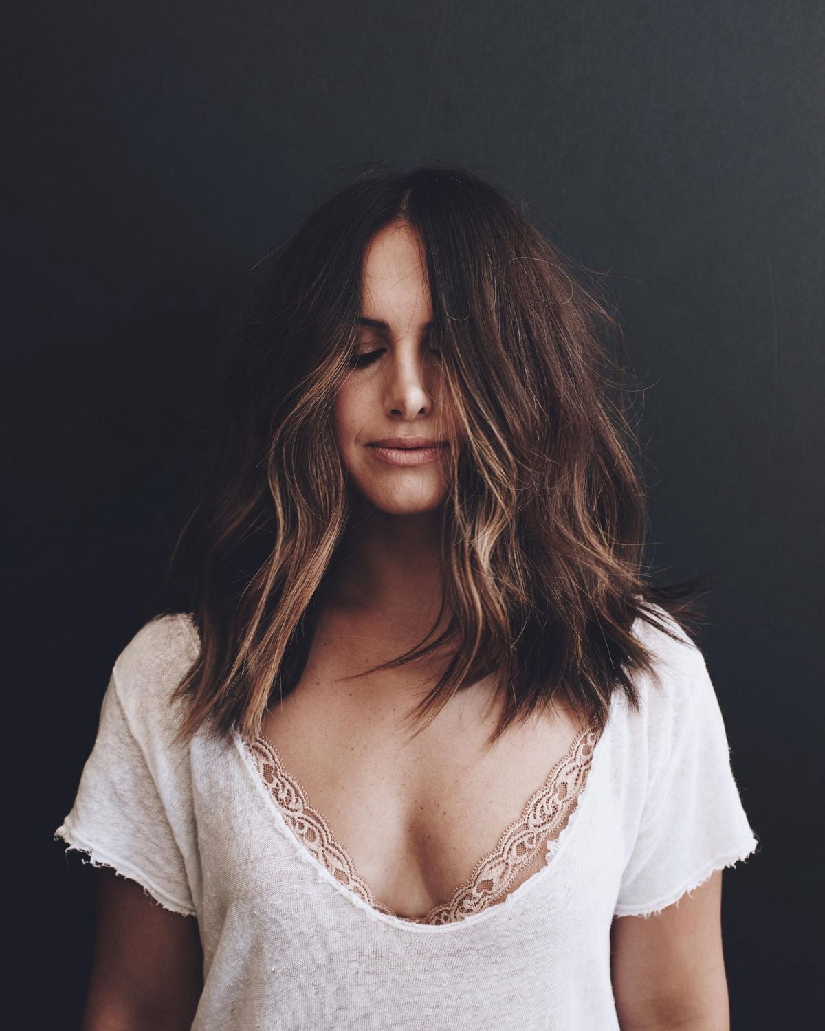 Kristin Ess Hair Dry Finish Working Texture Hair Spray for Volume + Texture, Light Hold Dry Texturizing Hairspray, Soft Matte Finish