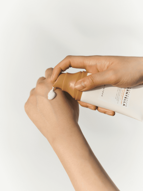 SKIN1004 Madagascar Centella Air-fit Crème Solaire Légère SPF30 PA++++ 50 ml