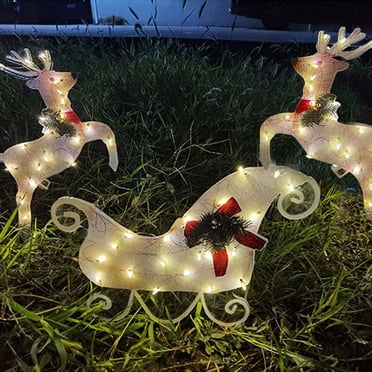 3Pcs Christmas Scene Decorations with LED Lights, Luminous Sleigh and Deer Courtyard Ornaments, Battery Powered for Garden or Lawn, Festive Outdoor Decorative Set