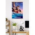thumbnail image 3 of Disney Moana 2 - Une feuille, 3 of 4