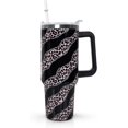 thumbnail image 1 of Gobelet 40 Oz avec Poignée et Paille Isolé Double Paroi en Acier Inoxydable Tasse de Voyage Boîte Cadeau Gobelet Réutilisable Tasse de Café de Voyage pour Bureau Tasse de Bière Isolée Portable pour Boissons Chaudes et Froides, 1 of 5