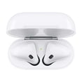 thumbnail image 3 of AirPods avec étui de recharge Apple (2e génération), 3 of 7