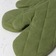 thumbnail image 3 of Ensemble de 2 mitaines de four en coton Fabstyles Solo, 3 of 4