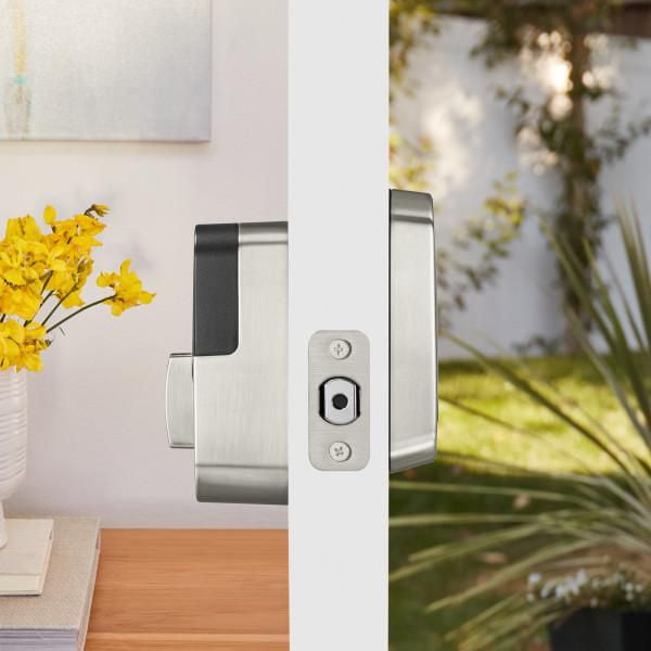 YALE ASSURE LOCK 2 BLUETOOTH TOUCHSCREEN SATIN NICKEL