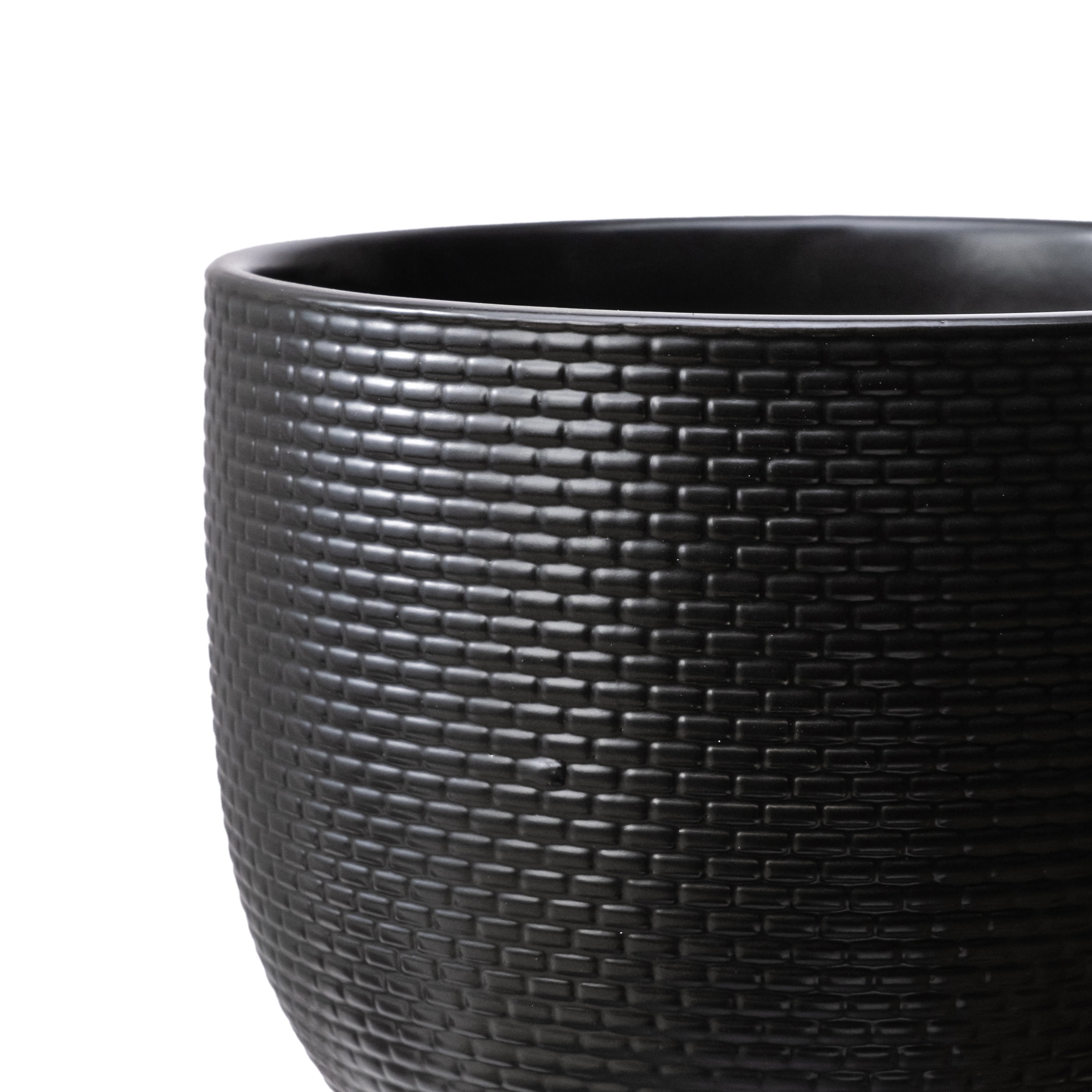 Better Homes and Gardens Pot tressé Channing en céramique noire de 8 pouces