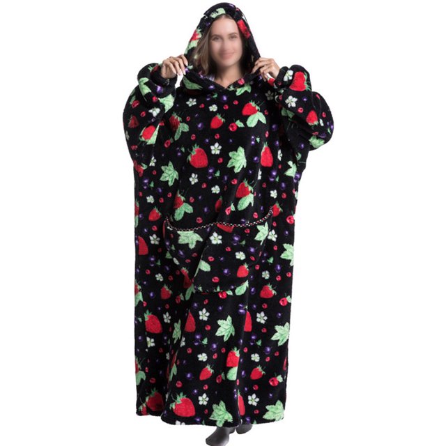 LUXUR Chemises de Nuit à Capuche pour Femmes, Robe de Nuit, Robe de Sommeil avec Imprimé de Fraises. Ce Vêtement de Nuit pour Femmes Présente un design long avec une Encolure à Capuche et des Manches Longues, Fabriqué en Tissu polyester Doux et Respirant. Idéal pour le Printemps, l'Automne et l'Hiver, Convient aux Tenues Décontractées, aux Vêtements de Détente Ou aux Vêtements de Nuit à la Maison, dans la Chambre Ou la Salle de Bain.