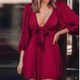 thumbnail image 5 of CEHVOM Mode Femmes Robe Unie à Nœud Aguichant à Col en V Courte Basique Midi Robe de Boîte de Nuit Longueur Genou Soldes, 5 of 5